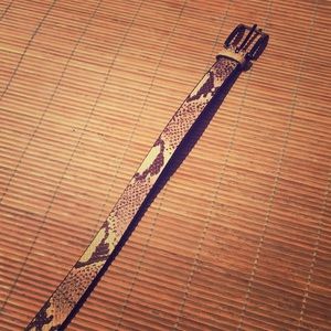 Vintage faux snakeskin belt